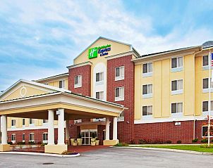 Guest house 0125505 • Apartment Midwesten • Holiday Inn Express Hotel & Suites Chicago South Lansing, an 