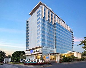 Verblijf 0229950 • Vakantie appartement Sulawesi • Novotel Makassar Grand Shayla 