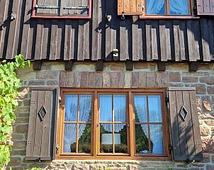 Authentiek Vakantiehuis in Abenden met houten gevel in Eifel, Duitsland.