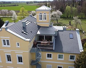 Vakantiehuis in Lippetal, Noordrijn-Westfalen, met prachtig uitzicht op groene velden en een charmante veranda.