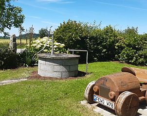 Geniet van de rust bij Vakantiehuisje in Bchlberg, Bayerischer Wald, met een charmante tuin in Beieren, Duitsland.