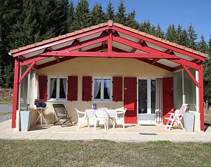 Unterkunft 03813001 • Ferienhaus Auvergne • Vakantiehuis Le Clos des Sapins 