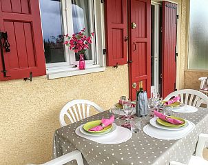 Guest house 03813001 - Holiday property Auvergne - Vakantiehuis Le Clos des Sapins