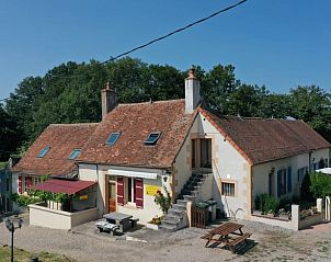 Guest house 03830404 • Holiday property Auvergne • Vakantiehuis in Saint Aubin le Monial 