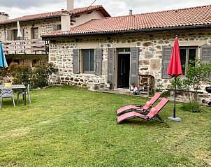 Guest house 03834003 • Holiday property Auvergne • Vakantiehuisje in Viverols 