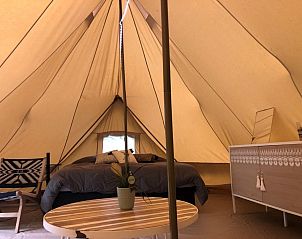 Guest house 03843703 - Tent house Auvergne - �Emperor Bell Tent�