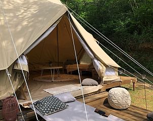 Guest house 03843703 - Tent house Auvergne - �Emperor Bell Tent�
