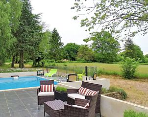 Unterkunft 0385807 - Ferienhaus Auvergne - Luxe vila met zwembad Montingeat