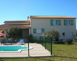 VILLA TRANQUILLE, vakantiehuis met zwembad in Saint-Jean-de-Marujols-et-Avjan, Languedoc, Frankrijk.