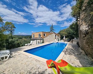 Guest house 04644010 • Holiday property Languedoc / Roussillon • La Roche 10 