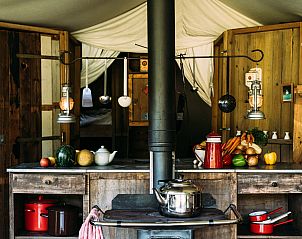 Guest house 04733902 - Tent house Pays de la Loire - Tenthuisje met warme privdouche in de tent en hottub