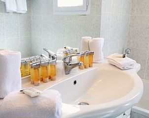 Guest house 0483006 - Holiday property Provence / Cote d'Azur - Vakantiehuis Les Mazets