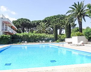 Guest house 0488318 - Apartment Provence / Cote d'Azur - Appartement Les Patios
