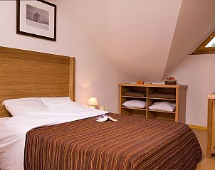 Guest house 04890507 - Apartment Provence / Cote d'Azur - Appartement Parc des Airelles