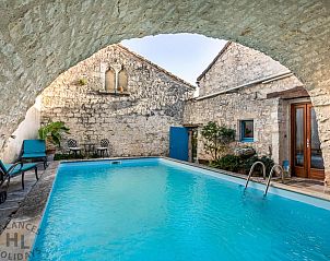 Guest house 04943404 • Holiday property Midi / pyrenees • Les Roches de Roquecor 