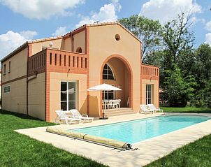 Guest house 0499901 • Holiday property Midi / pyrenees • Vakantiehuis Domaine Royal Green V810I 