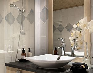 Verblijf 05058305 - Appartement Rhone-Alphes - Appartement CGH RésSpa Le Cristal de l'Alpe 5*