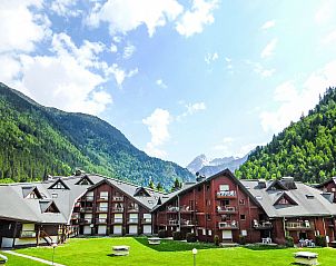 Guest house 05058704 - Apartment Rhone-Alphes - Appartement L'Enclave I et J