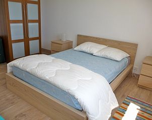 Sfeervolle slaapkamer in vakantiehuis BELLE HELENE, Saint Sauveur de Cruzieres, Rhone-Alphes, Frankrijk.