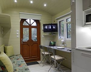 Unterkunft 05512903 - Ferienhaus Picardie - Huisje in Esquéhéries