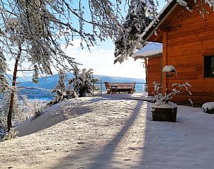 Geniet van de winterse charme bij Huisje in Fraize, een vakantiehuis in het besneeuwde Fraize, Lotharingen, Frankrijk.