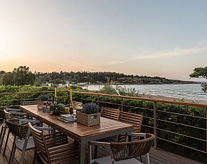 Guest house 0626348 - Holiday property Crete - Vakantiehuis am Strand mit Pool f�r eine oder zwei Familien