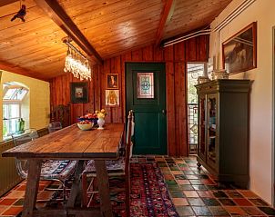 Gezellige eetkamer in Huisje in Sandfirden, vakantiehuis in Heegermeer, Friese meren.