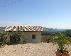 Guest house 08352901 • Holiday property Abruzzo / Molise • Vakantiehuisje in Montebello di Bertona 