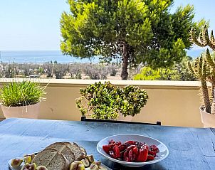 Guest house 08511307 - Apartment Apulia / Puglia - Appartement SilviaAmare: Sea view in the Maldives of Salento