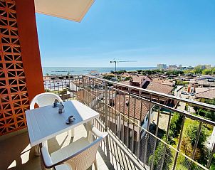 Guest house 0880108 - Apartment Emilia Romagna - Appartement Heller Meerblick, 100 Meter vom Strand entfernt,
