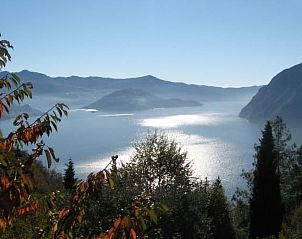 Guest house 0898328 - Holiday property Italian Lakes - Vakantiehuis Niederwaldhaus in Solto Collina