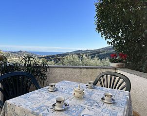 Guest house 09015803 - Apartment Liguria - Appartement Casa Iose