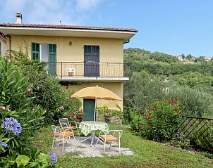 Guest house 09023004 • Holiday property Liguria • Vakantiehuis Casa Barba 
