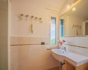 Guest house 0905003 - Holiday property Liguria - Vakantiehuis Casa Marepietra