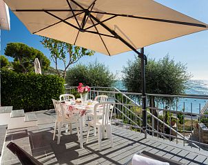 Guest house 0908326 • Holiday property Liguria • Vakantiehuis Mandorlo (SLR401) 