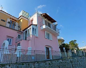 Guest house 0914204 • Holiday property Campania / Naples • Vakantiehuis The Pink 