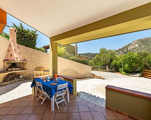 Guest house 0930605 • Holiday property Sardinia • Vakantiehuis Luli 
