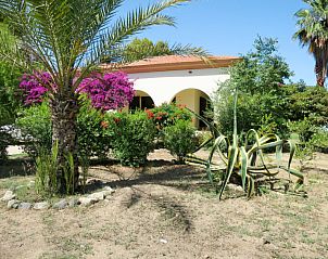 Guest house 09322102 • Holiday property Sardinia • Vakantiehuis Goleri (BSD100) 