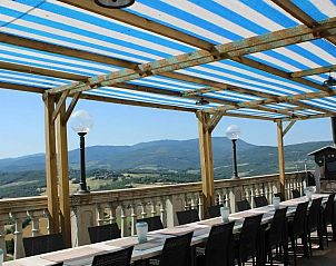 Guest house 09570204 - Special overnight stays Tuscany / Elba - Landhuis in Toscane max. 31 personen
