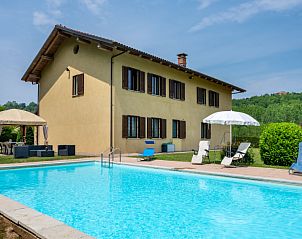 Guest house 09711301 • Holiday property Piedmont • Vakantiehuis Casa Nocciola 