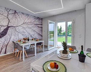 Unterkunft 09815702 - Ferienhaus Veneto / Venedig - Vakantiehuisje in Montebelluna