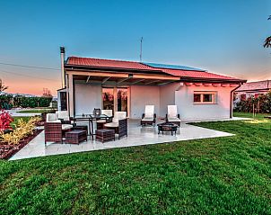 Unterkunft 09815703 - Ferienhaus Veneto / Venedig - Vakantiehuisje in Montebelluna