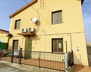 Guest house 09820002 • Holiday property Veneto / Venice • Vakantiehuis Montesecco 