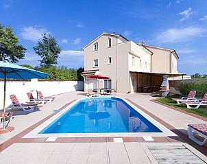 Verblijf 10101192 - Vakantiewoning Istrie - Gruppenferienhaus Villa August