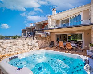 Verblijf 101119105 - Vakantiewoning Istrie - Vakantiehuis Sv. Ivan 1