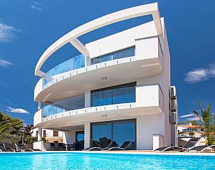 Guest house 10114622 - Holiday property Istria - Vakantiehuis Luxusvilla Sunrise Premantur mit Pool