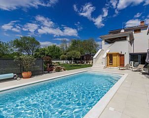 Verblijf 10117204 - Vakantiewoning Istrie - Vakantiehuis Villa Lora