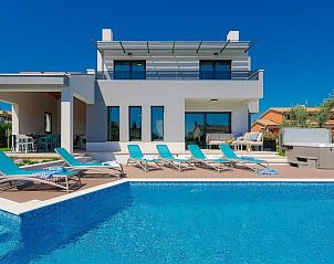 Unterkunft 10117954 - Ferienhaus Istrien - Vakantiehuis Villa Grande