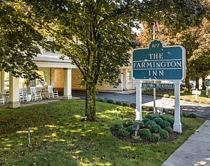Guest house 10125101 • Apartment New England • The Farmington Inn and Suites 