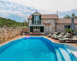 Guest house 1030203 • Holiday property Dalmatia • Villa Niva 
